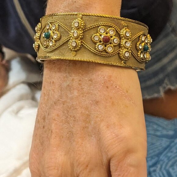 Gorgeous Ruby and Emerald Bracelet NWOT - Picture 6 of 7